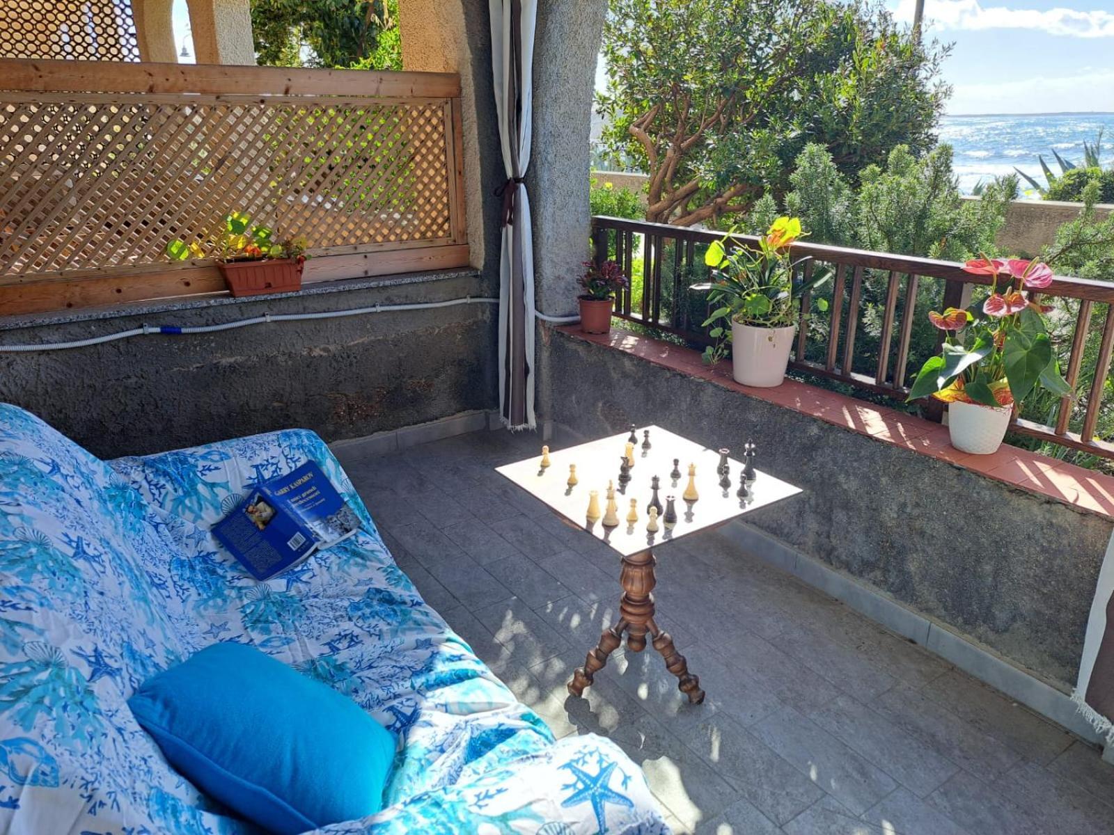 Lungomare Chess Apartment ซาร์คิตตู กูเญรี ภายนอก รูปภาพ